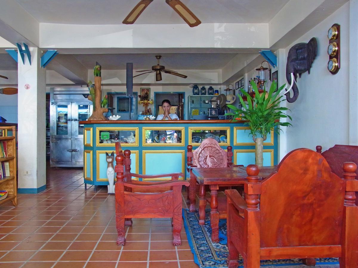 Niku Guesthouse Patong Bagian luar foto
