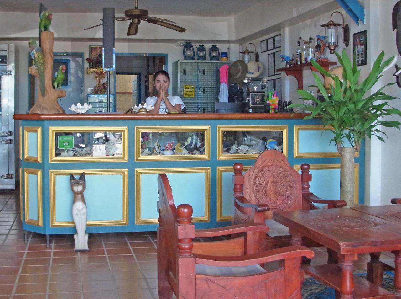 Niku Guesthouse Patong Bagian luar foto