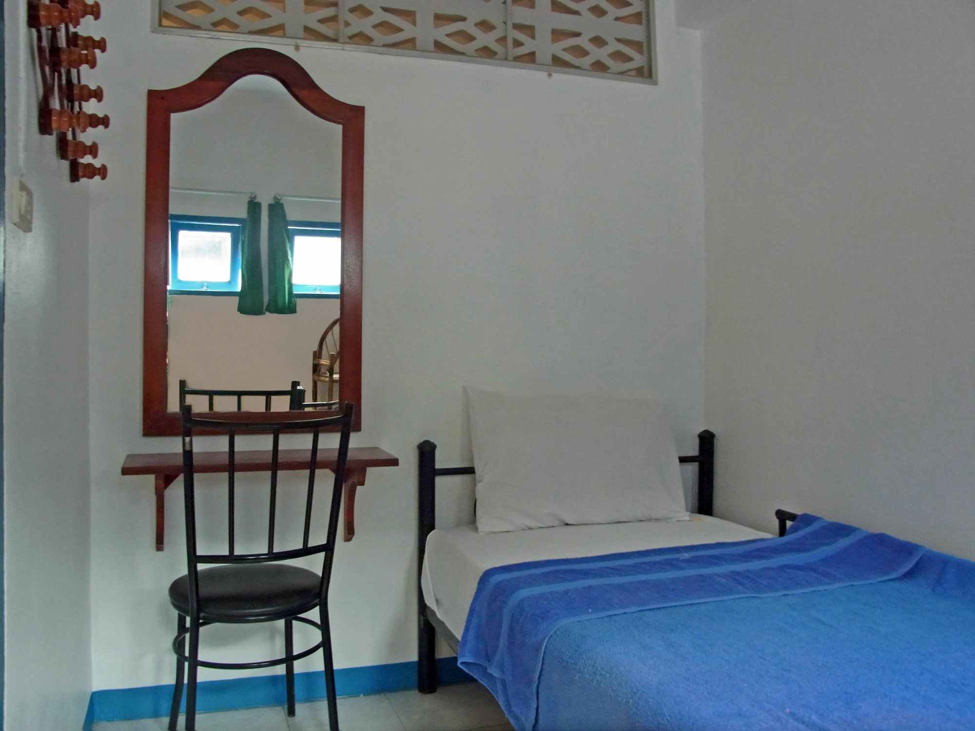 Niku Guesthouse Patong Bagian luar foto