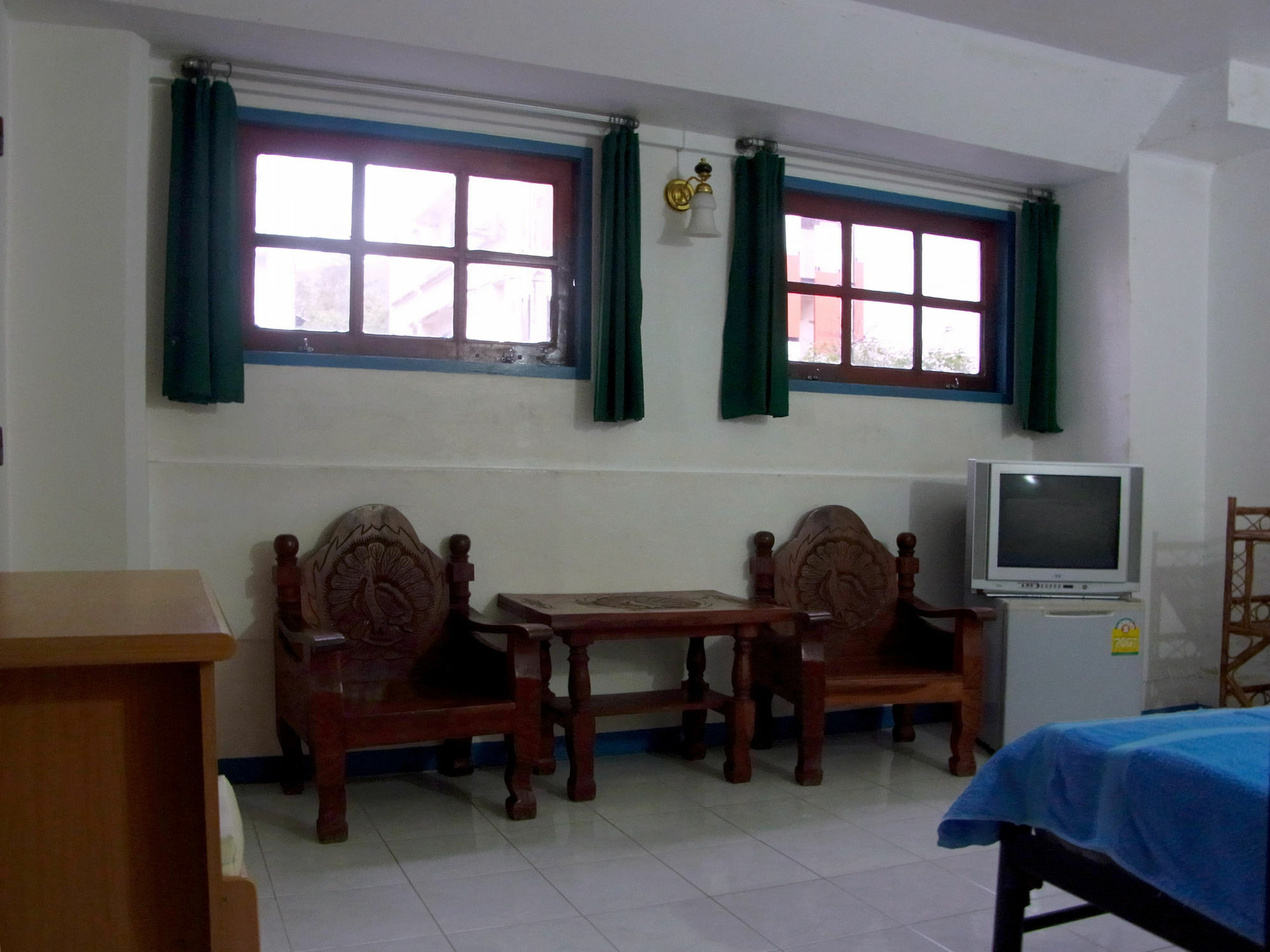 Niku Guesthouse Patong Bagian luar foto